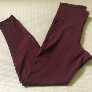 High-Waisted Side-pocket Mesh-Trim 7/8 Length